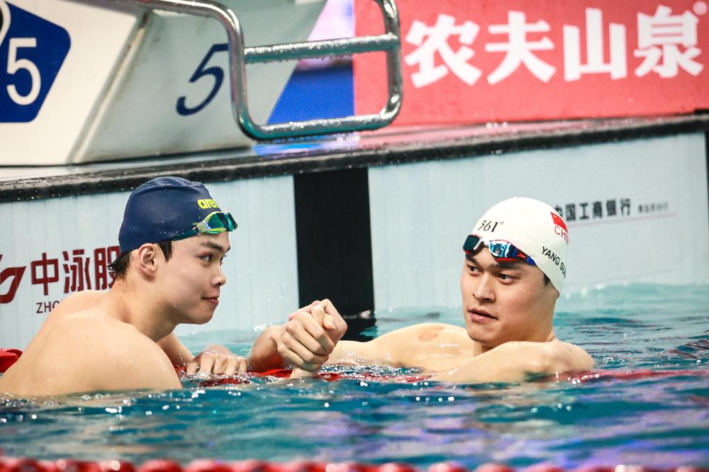 斯是否稳操